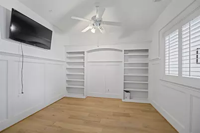 98 E Beckonvale Circle, The Woodlands, TX 77382 - Photo 7