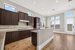 9948 Woodwind Ln N, Houston, TX 77025 - Photo 11