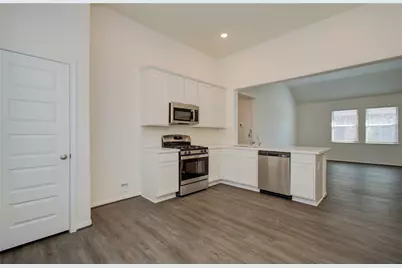 8414 Beacon Bay Circle, Baytown, TX 77523 - Photo 13