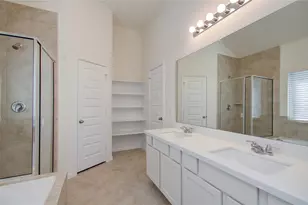 8414 Beacon Bay Cir, Baytown, TX 77523 - Photo 17