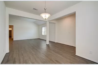 8414 Beacon Bay Circle, Baytown, TX 77523 - Photo 5