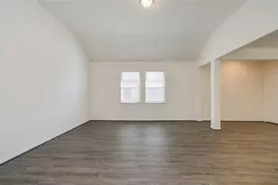 8414 Beacon Bay Cir, Baytown, TX 77523 - Photo 7