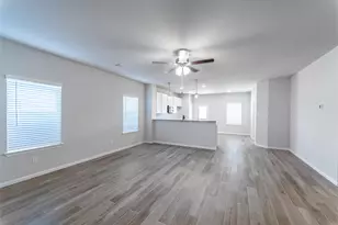 14511 Lunan Dr, Texas City, TX 77568 - Photo 5