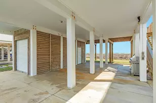2938 Bluewater Hwy, Surfside Beach, TX 77541 - Photo 37