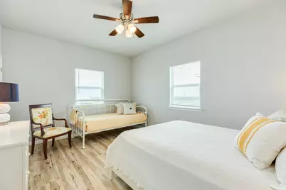2938 Bluewater Highway, Surfside Beach, TX 77541 - Photo 25