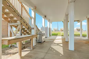 2938 Bluewater Hwy, Surfside Beach, TX 77541 - Photo 39