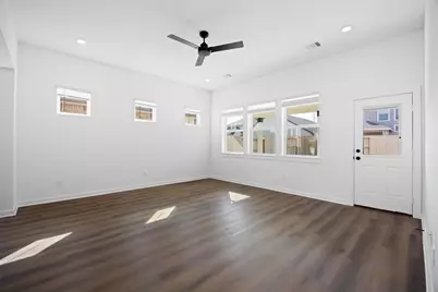 5318 Latigo Court, Alvin, TX 77511 - Photo 7