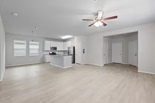 5308 CJ Walker Ln, Houston, TX 77048 - Photo 5