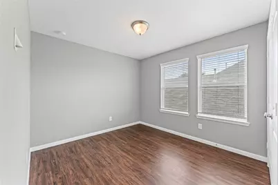 8946 Westfield Glen Court, Houston, TX 77083 - Photo 25