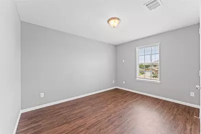 8946 Westfield Glen Court, Houston, TX 77083 - Photo 23