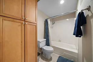 2255 Braeswood Park Dr, Houston, TX 77030 - Photo 15
