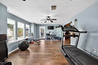 930 Holly Hall Drive, Richmond, TX 77406 - Photo 15