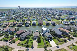 16607 Jamaica Cove Rd, Jamaica Beach, TX 77554 - Photo 39