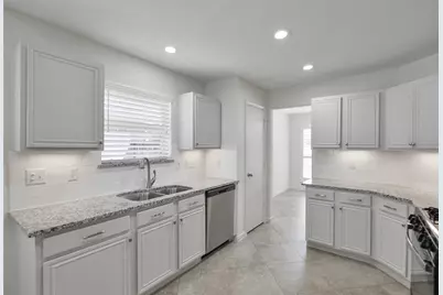 27077 Crown Chase, Houston, TX 77339 - Photo 7