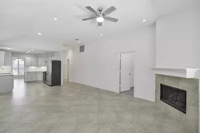 27077 Crown Chase, Houston, TX 77339 - Photo 11