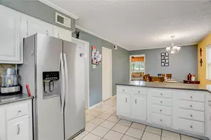 3111 West Creek Club Dr Dr, Missouri City, TX 77459 - Photo 9