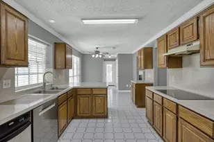 80 Eagle Rock Cir, The Woodlands, TX 77381 - Photo 15