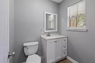 9915 Victoria Grove Ln, Houston, TX 77075 - Photo 19