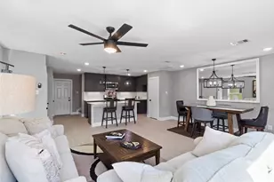 9934 Lanewell St, Houston, TX 77029 - Photo 3