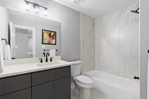 9934 Lanewell St, Houston, TX 77029 - Photo 13