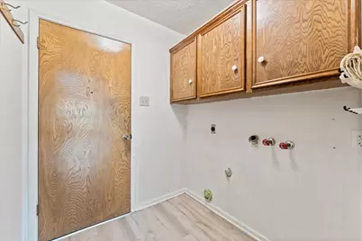 3607 Camelot Street, Baytown, TX 77521 - Photo 19