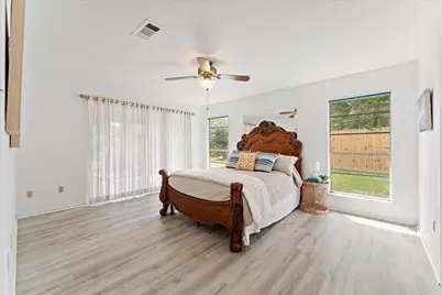 3607 Camelot Street, Baytown, TX 77521 - Photo 27
