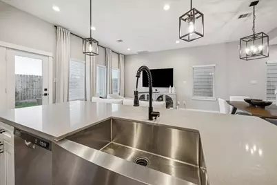 11325 Stonework Grove Lane, Houston, TX 77076 - Photo 15