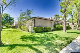 12002 Rocky Knoll Dr, Houston, TX 77077 - Photo 3