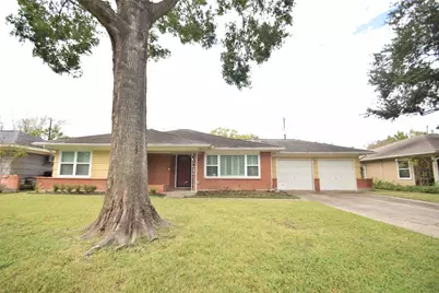 8434 Bluegate Street, Houston, TX 77025 - Photo 1