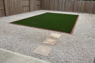 4133 Clover St, Houston, TX 77051 - Photo 9