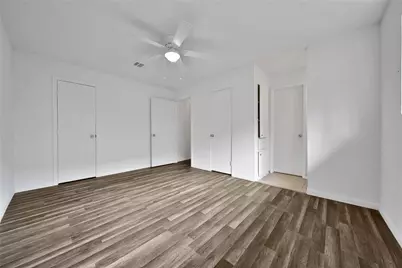 10006 Neuens Road #1, Houston, TX 77080 - Photo 11