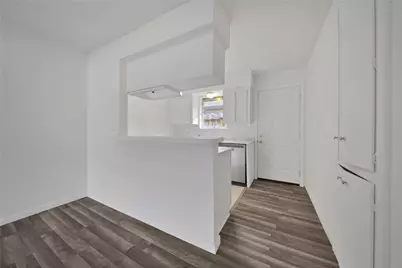 10006 Neuens Road #1, Houston, TX 77080 - Photo 9