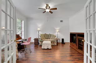 3926 Brook Shadow Dr, Houston, TX 77345 - Photo 5
