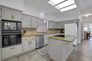 3926 Brook Shadow Dr, Houston, TX 77345 - Photo 19