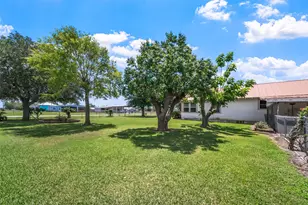 422 Caney St, Matagorda, TX 77457 - Photo 11