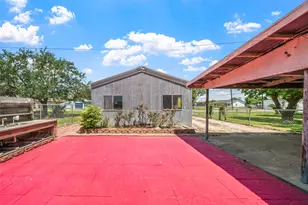 422 Caney St, Matagorda, TX 77457 - Photo 19