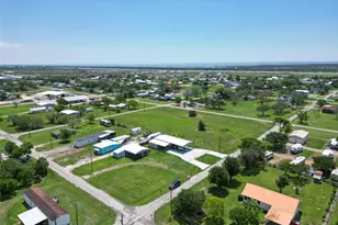 422 Caney St, Matagorda, TX 77457 - Photo 43