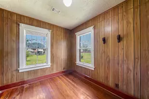 422 Caney St, Matagorda, TX 77457 - Photo 25