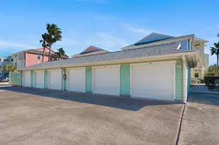 7000 Seawall Blvd, Galveston, TX 77551 - Photo 41