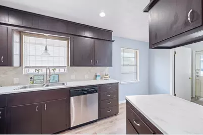 8314 Edgemoor Drive, Houston, TX 77036 - Photo 17