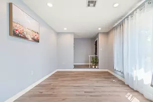 8314 Edgemoor Dr, Houston, TX 77036 - Photo 7