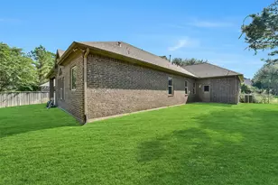 95 S Greenprint Cir, Tomball, TX 77375 - Photo 33
