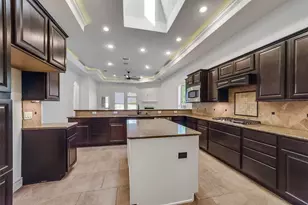 95 S Greenprint Cir, Tomball, TX 77375 - Photo 13