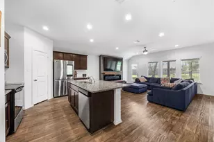 2906 Roman Forest Blvd, New Caney, TX 77357 - Photo 3