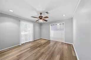 1909 Rampart St, League City, TX 77573 - Photo 9