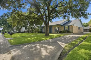 1909 Rampart St, League City, TX 77573 - Photo 3