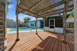1909 Rampart St, League City, TX 77573 - Photo 31