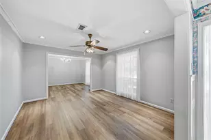 1909 Rampart St, League City, TX 77573 - Photo 7