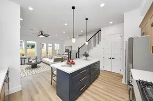 1913 West St, Houston, TX 77026 - Photo 3