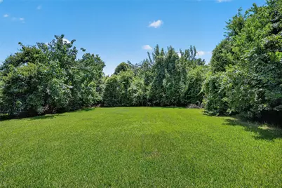 313 Greenbriar Drive, Baytown, TX 77520 - Photo 31